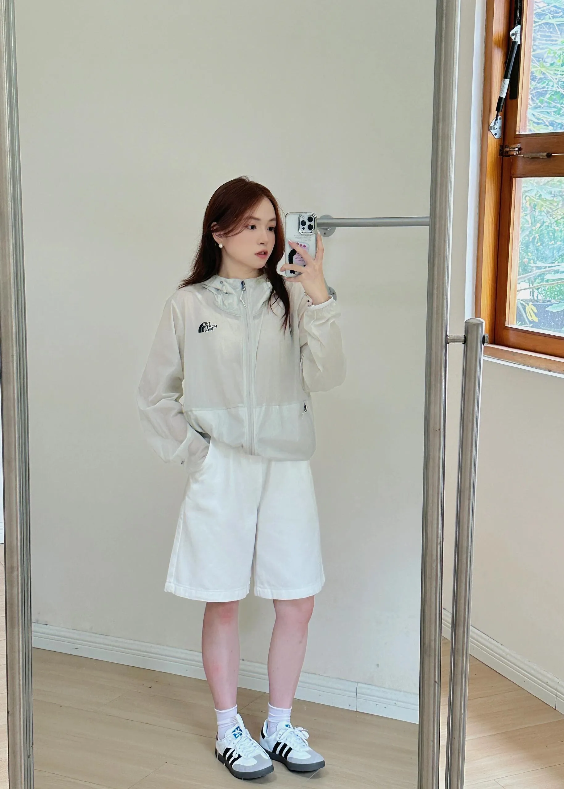 𝗧𝗵𝗲 𝗡𝗼𝗿𝘁𝗵 𝗙𝗮𝗰𝗲｜ ！ 𝘀𝗶𝘇𝗲：𝗦 𝗠 𝗟 𝗫𝗟 𝗫𝗫𝗟 ：Black、White、Gray、